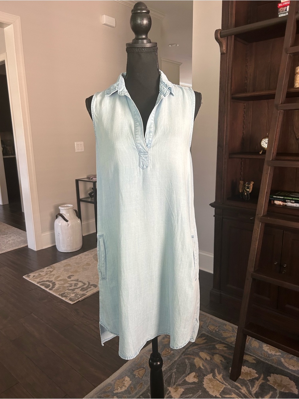 Anthropologie Cloth & Stone Chambray dress